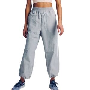 NWOT Basin and Range Nylon Joggers in Pigeon/Rainy Day Stripe Size XS